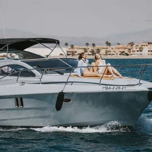 Vista de la Proa con modelos